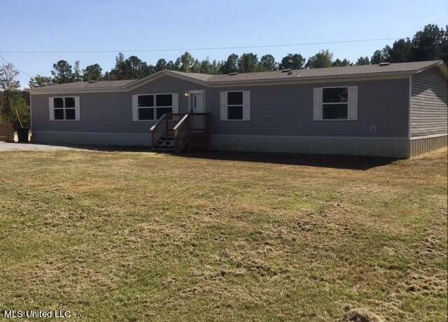 Property at 355 Ben Luckett Rd, Camden, MS 39045, 5 beds, 3 baths