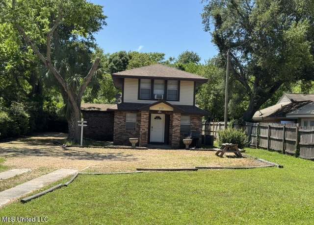 Property at 313 Texas Ave, Gulfport, MS 39507, 3 beds, 3 baths