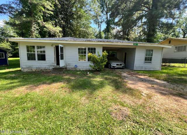 Property at 4515 25th St, Meridian, MS 39307, 3 beds, 1 bath