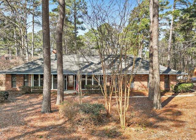 Property at 109 Park Ln, Brandon, MS 39047, 3 beds, 2.5 baths
