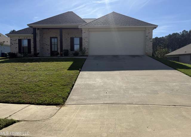 Property at 517 Arden Dr, Pearl, MS 39208, 3 beds, 2 baths