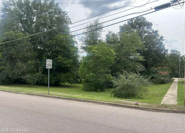 Property at N East St St, Mendenhall, MS 39114