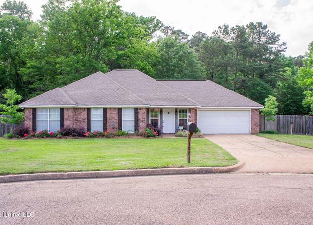 Property at 122 Fox Meadow Dr, Brandon, MS 39042, 3 beds, 2 baths