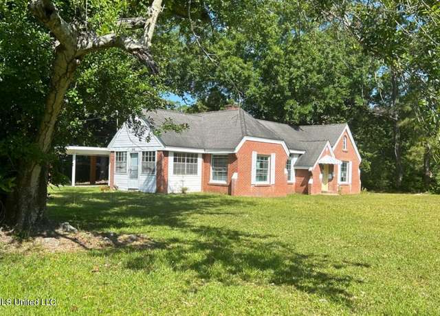 Property at 4607 Griffin St, Moss Point, MS 39563, 2 beds, 2 baths