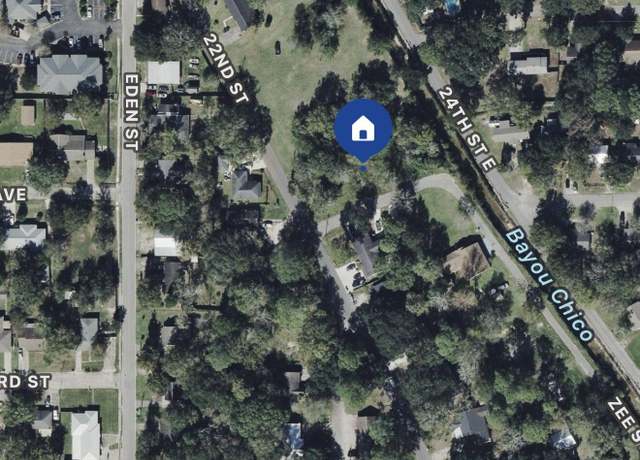 Property at 3107 Zee St, Pascagoula, MS 39581