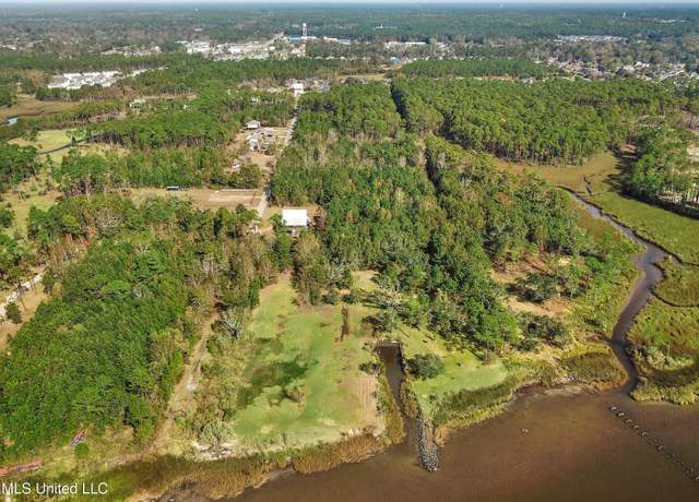 Property at 15000 Hummingbird Ln, Ocean Springs, MS 39564