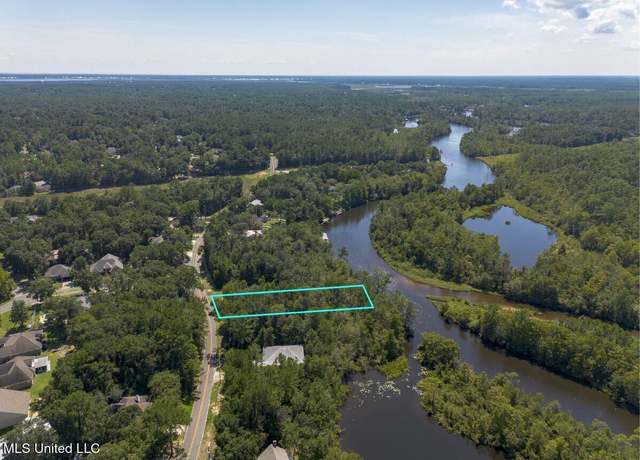 Property at Bayou Cir, Diamondhead, MS 39525