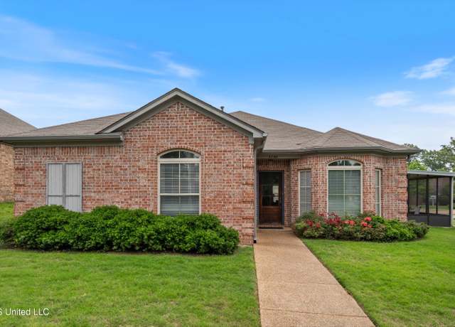Property at 3140 Magnolia Dr, Hernando, MS 38632, 3 beds, 2 baths
