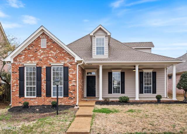 Property at 4854 Stone Cross Dr, Olive Branch, MS 38654, 5 beds, 3 baths