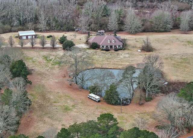 Property at 172 Willie Rankin Rd, Mendenhall, MS 39114, 2 beds, 2.5 baths