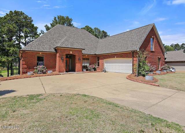 Property at 168 Woodlands Glen Cir, Brandon, MS 39047, 4 beds, 4 baths