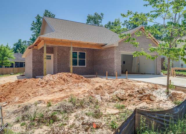 Property at 9932 Kahana St, Diamondhead, MS 39525, 3 beds, 2 baths