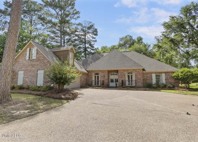 Property at 420 Ashbourn Ct, Madison, MS 39110, 5 beds, 3.5 baths