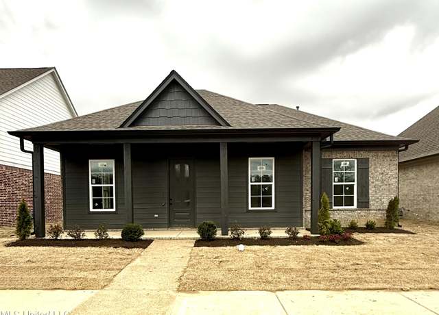 Property at 630 Bolivar Dr, Nesbit, MS 38651, 3 beds, 2 baths