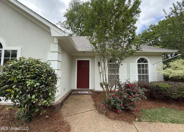 Property at 157 Trace Ridge Dr, Ridgeland, MS 39157, 3 beds, 2 baths