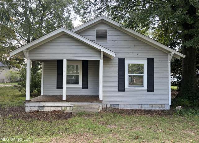 Property at 349 S Brooks Ave, Boyle, MS 38730, 3 beds, 1.5 baths