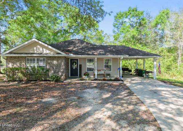 Property at 22807 Alamosa Dr, Moss Point, MS 39562, 4 beds, 2 baths