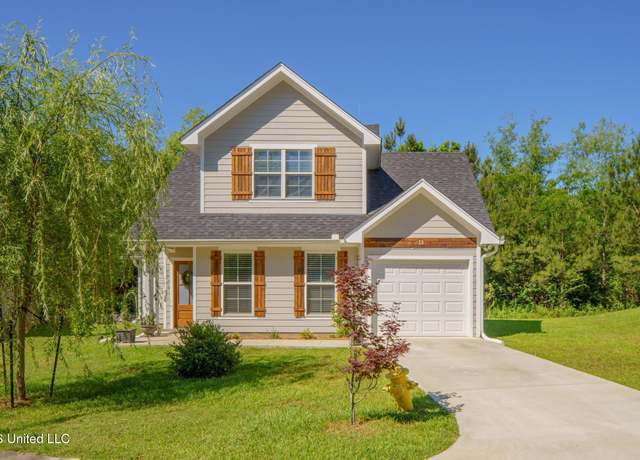 Property at 13 High Hills Dr, Hattiesburg, MS 39402, 3 beds, 2.5 baths