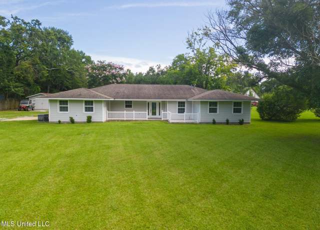 Property at 20085 Lovers Ln, Long Beach, MS 39560, 4 beds, 2 baths