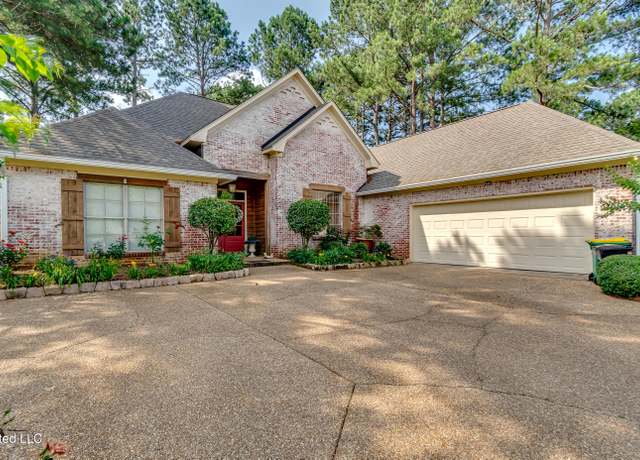 Property at 856 Wellington Way, Madison, MS 39110, 4 beds, 3.5 baths