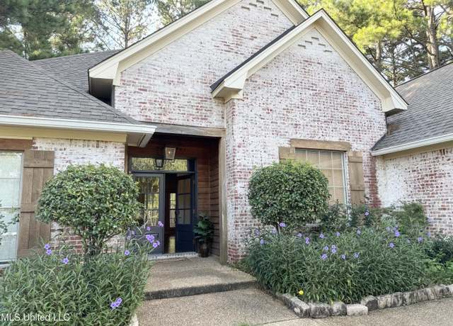Property at 856 Wellington Way, Madison, MS 39110, 4 beds, 3.5 baths