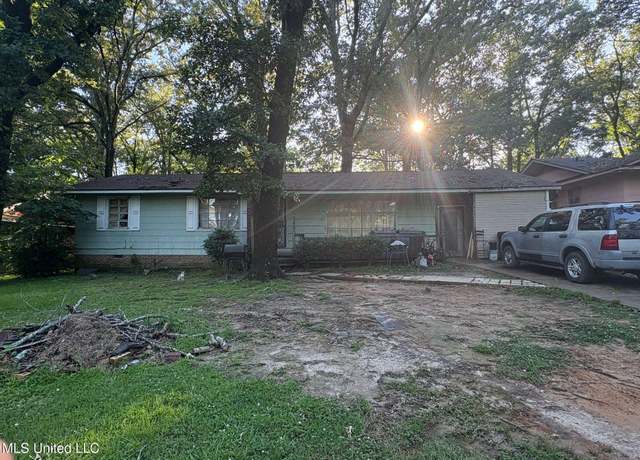 Property at 3171 Bilgray Dr, Jackson, MS 39212, 3 beds, 1.5 baths