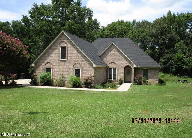 Property at 2780 N Crockett Rd, Sarah, MS 38665, 4 beds, 3 baths