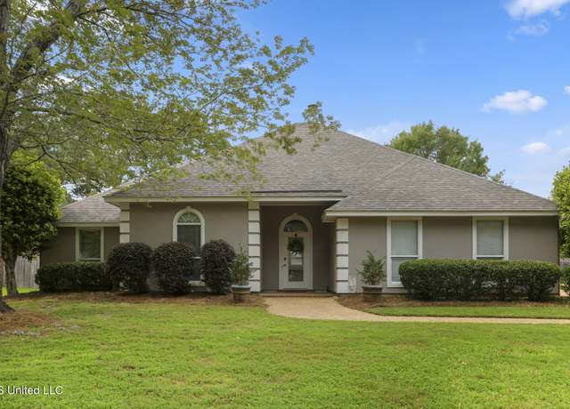Property at 212 Summer Hill Rd, Madison, MS 39110, 3 beds, 2 baths