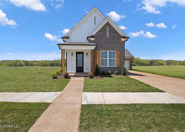 Property at 847 Coahoma Ct, Nesbit, MS 38651, 4 beds, 2.5 baths