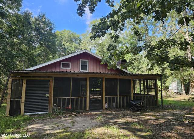 Property at 361 Pine Grove Rd, Picayune, MS 39466, 5 beds, 2 baths