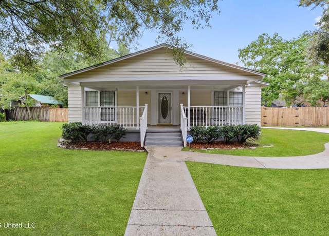 Property at 207 Mccaughan Ave, Long Beach, MS 39560, 3 beds, 1.5 baths