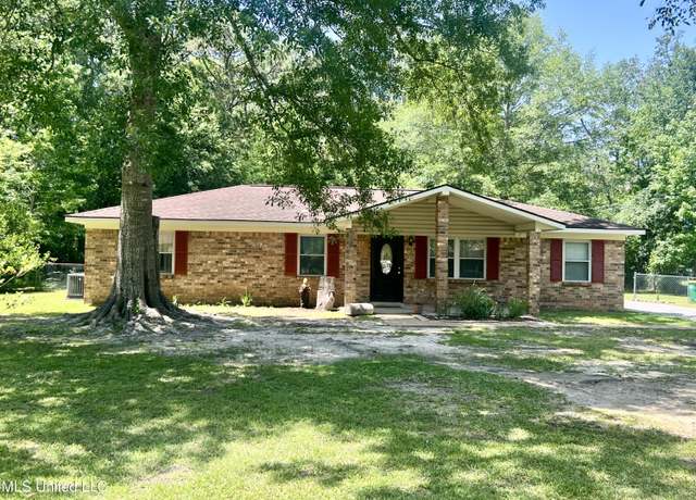 Property at 2621 Pintail Rd, Moss Point, MS 39562, 3 beds, 2 baths