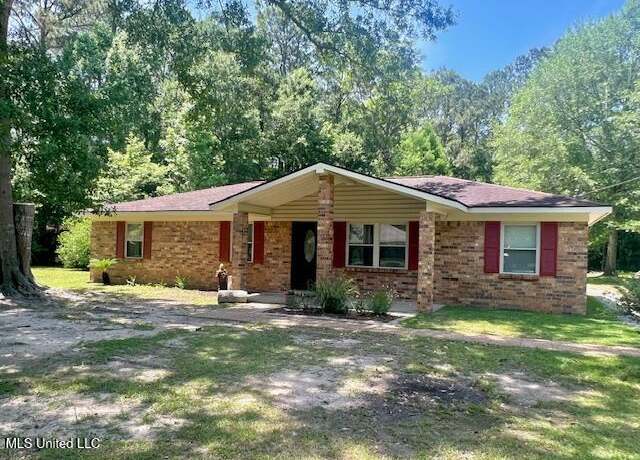 Property at 2621 Pintail Rd, Moss Point, MS 39562, 3 beds, 2 baths