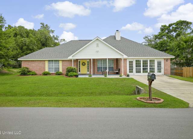 Property at 11066 Bayview Ln, Biloxi, MS 39532, 3 beds, 2 baths