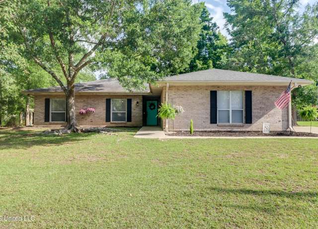 Property at 83158 Lola Dr, Diamondhead, MS 39525, 3 beds, 2 baths