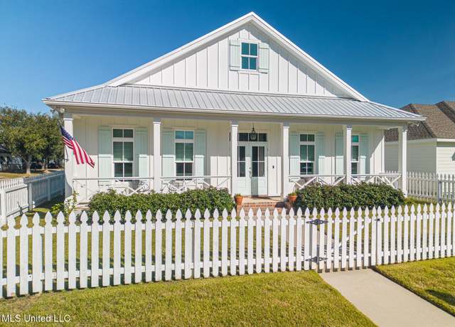 Property at 408 Thomas Shields Blvd, Bay Saint Louis, MS 39520, 2 beds, 2 baths