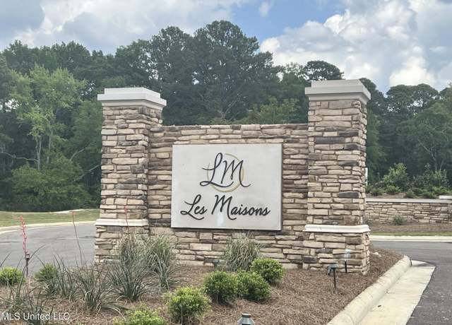 Property at Central Cir Cir, Flowood, MS 39232