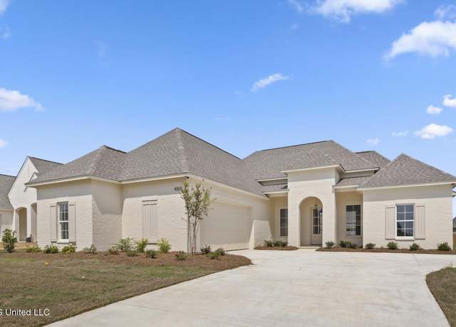 Property at 484 Aurora Cir, Canton, MS 39046, 3 beds, 2 baths