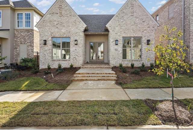 Property at 113 Water St, Madison, MS 39110, 3 beds, 3 baths