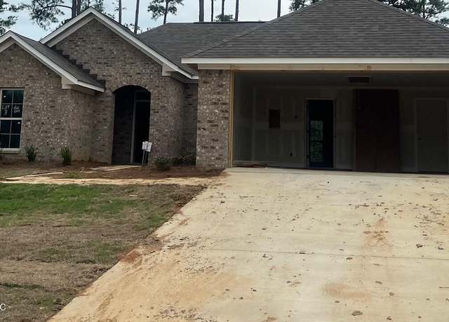 Property at 205 Hemingway Cir, Canton, MS 39046, 3 beds, 2 baths