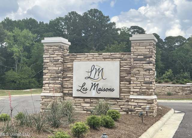 Property at Central Cir, Flowood, MS 39232