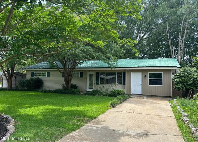 Property at 365 Gatewood Dr, Pearl, MS 39208, 3 beds, 2 baths