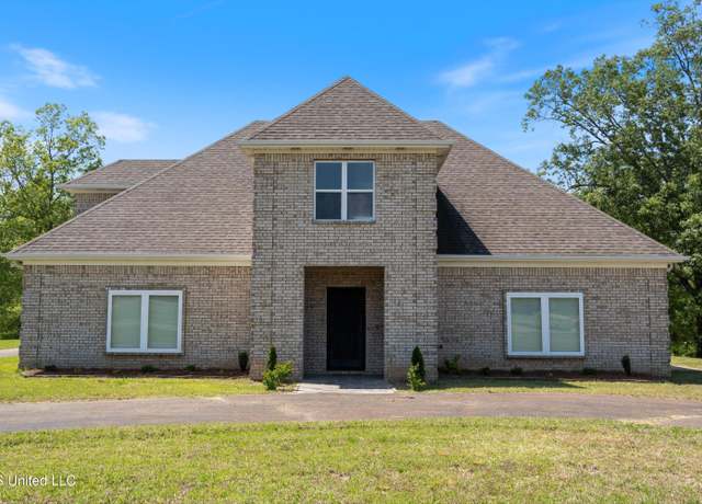 Property at 206 Swan Lk Dr, Coldwater, MS 38618, 5 beds, 3 baths