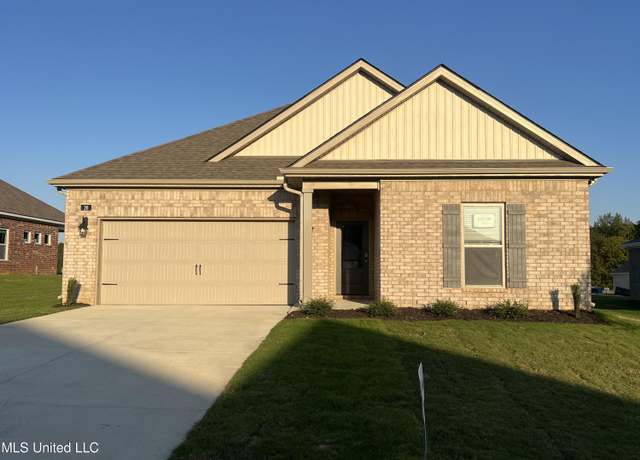 Property at 102 Powell Pl, Byhalia, MS 38611, 3 beds, 2 baths