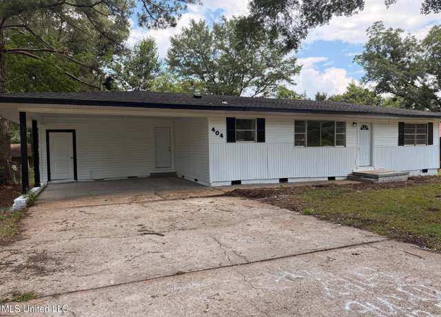 Property at 404 Mcdowell Park Cir, Jackson, MS 39204, 3 beds, 2 baths