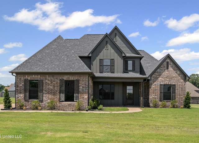 Property at 4172 Brooke Dr, Nesbit, MS 38651, 4 beds, 3 baths