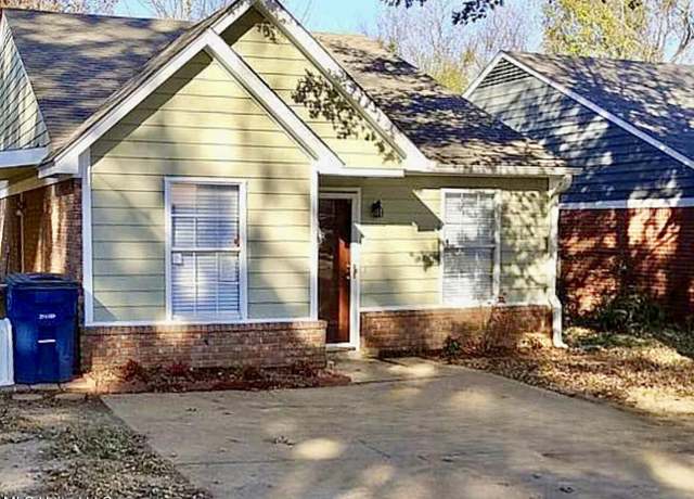 Property at 9452 Trotwood Cv, Olive Branch, MS 38654, 3 beds, 2 baths