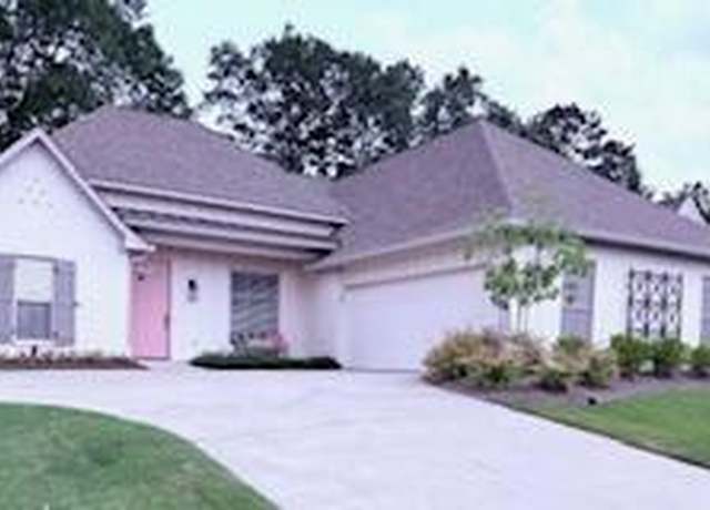 Property at 120 Cornerstone Dr, Madison, MS 39110, 3 beds, 2 baths