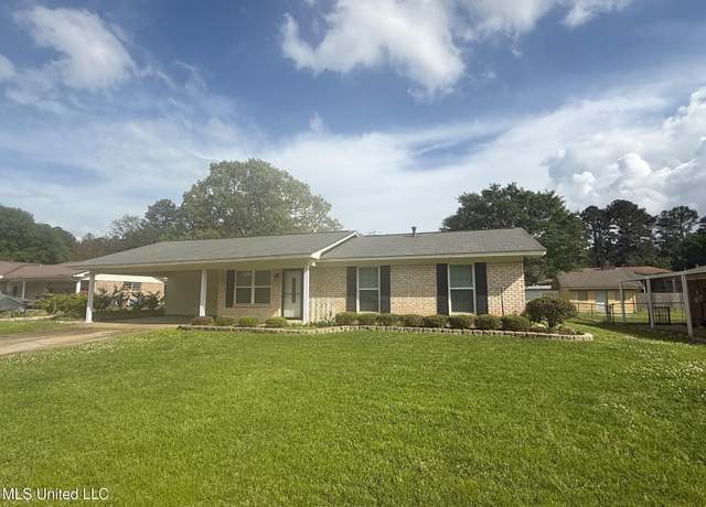 Property at 2555 Napoleon Ave, Pearl, MS 39208, 3 beds, 1.5 baths