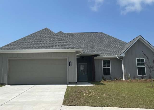 Property at 403 Thomas Shields Blvd, Bay Saint Louis, MS 39520, 3 beds, 2 baths